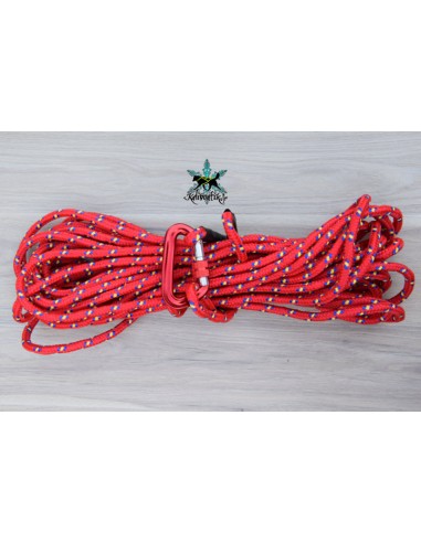 Longe pour chien de 10 ou 15m Kaliboutik rouge avec motifs jaune vue enroulée